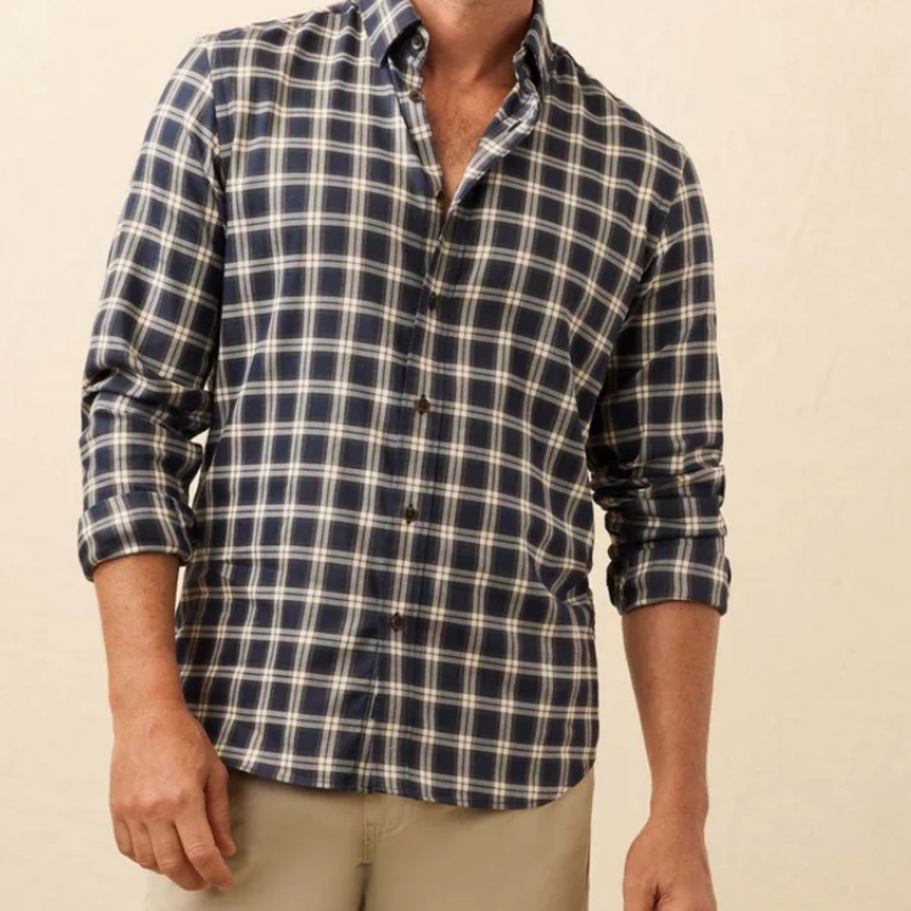 Faherty Mens The Movement Shirt Navy Smoke Plaid MEDIUM NWT